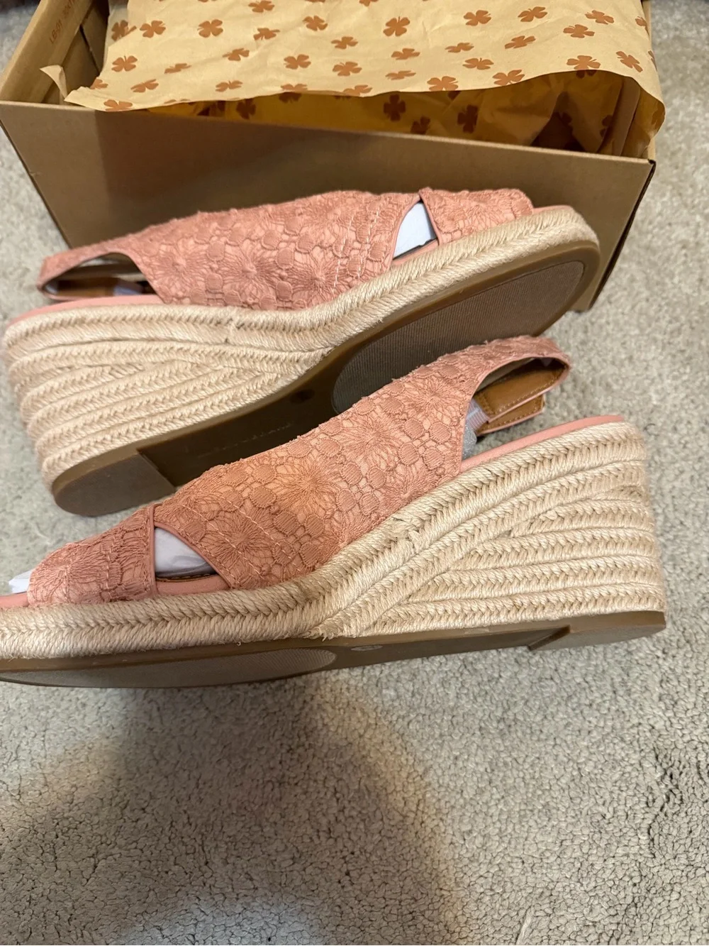Lucky Brand Peach Lace Espadrille Wedge Sandals